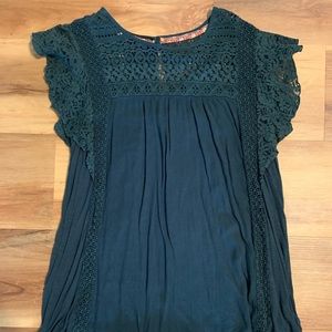 Knox Rose blouse with lace and ruffle. (M)